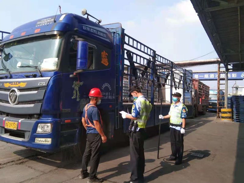 華潤雪花啤酒廠執勤巡邏